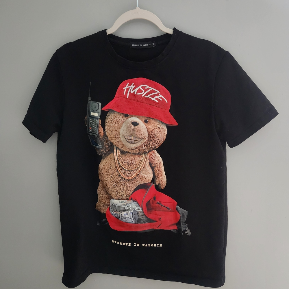 Hustle Black Streetz Iz Watchin T-Shirt with Teddy Bear Graphic